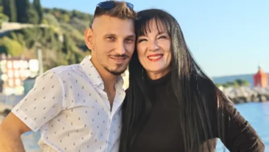 Mark Tivadir in Adreja Z.